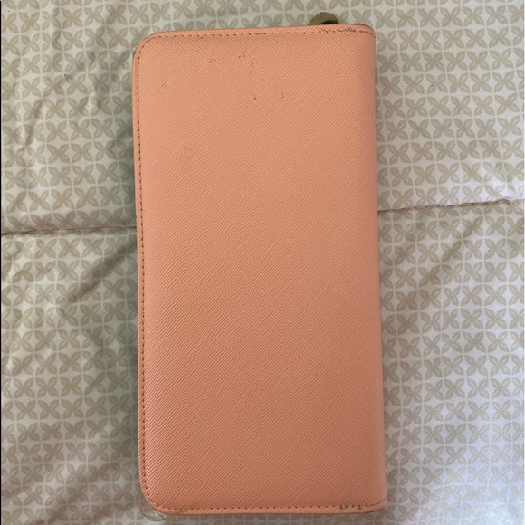 Pink Wallet - Picture 2 of 5